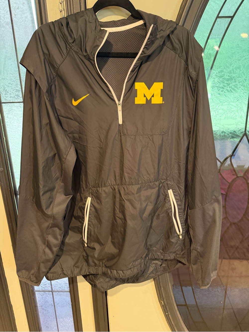 Nike Gray Windbreaker Jacket with Yellow Michigan M and Swoosh